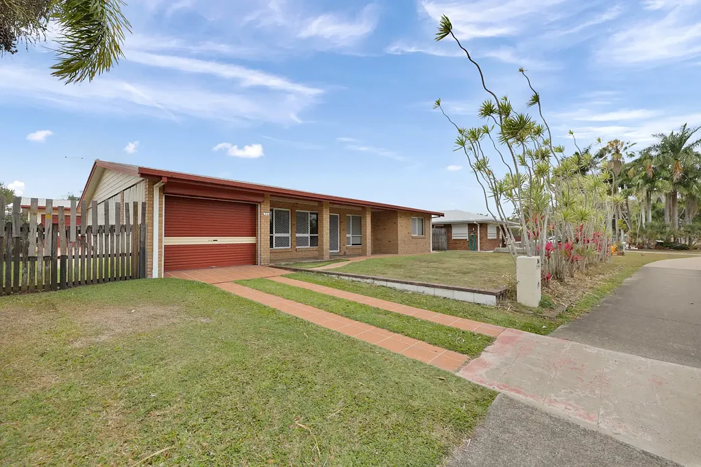 Mount Pleasant 3Zimmer Practical & Spacious Brick Home in Fantastic Location.