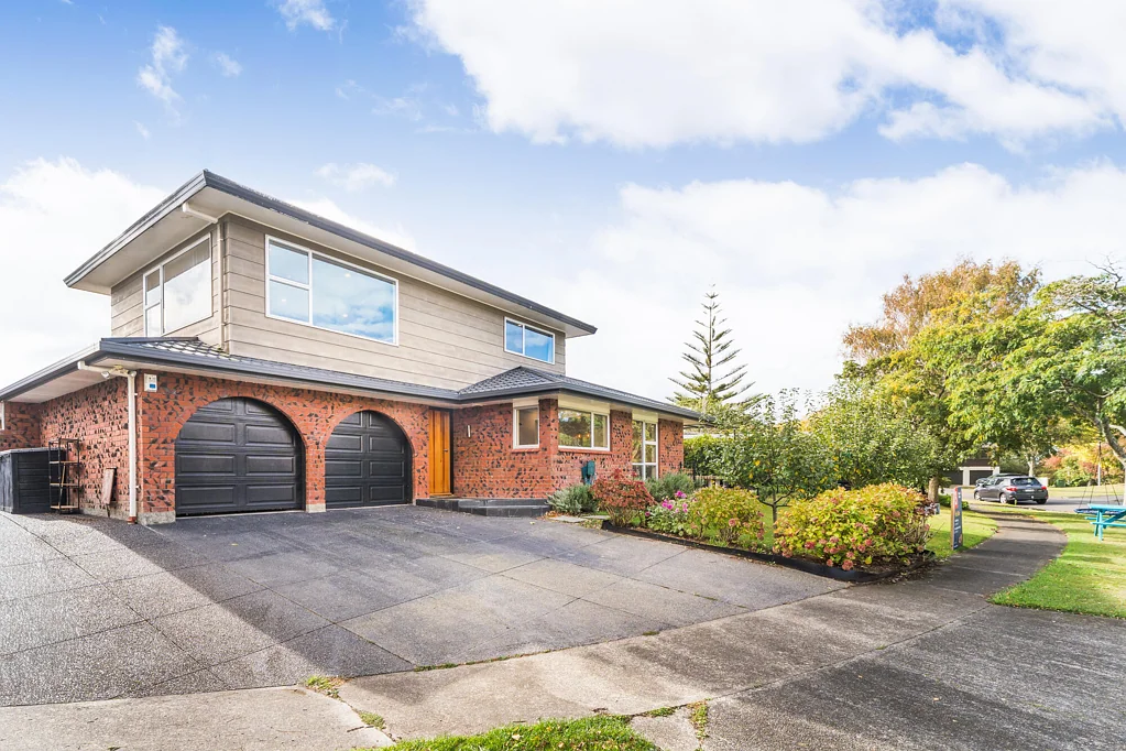 Awapuni 5房  One Home. Endless Possibilities.