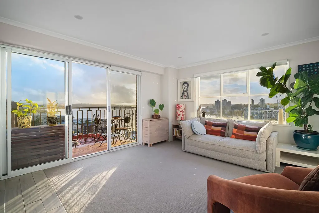 Elizabeth Bay 1ห้องนอน North-East Apartment With Harbour Views To The Heads