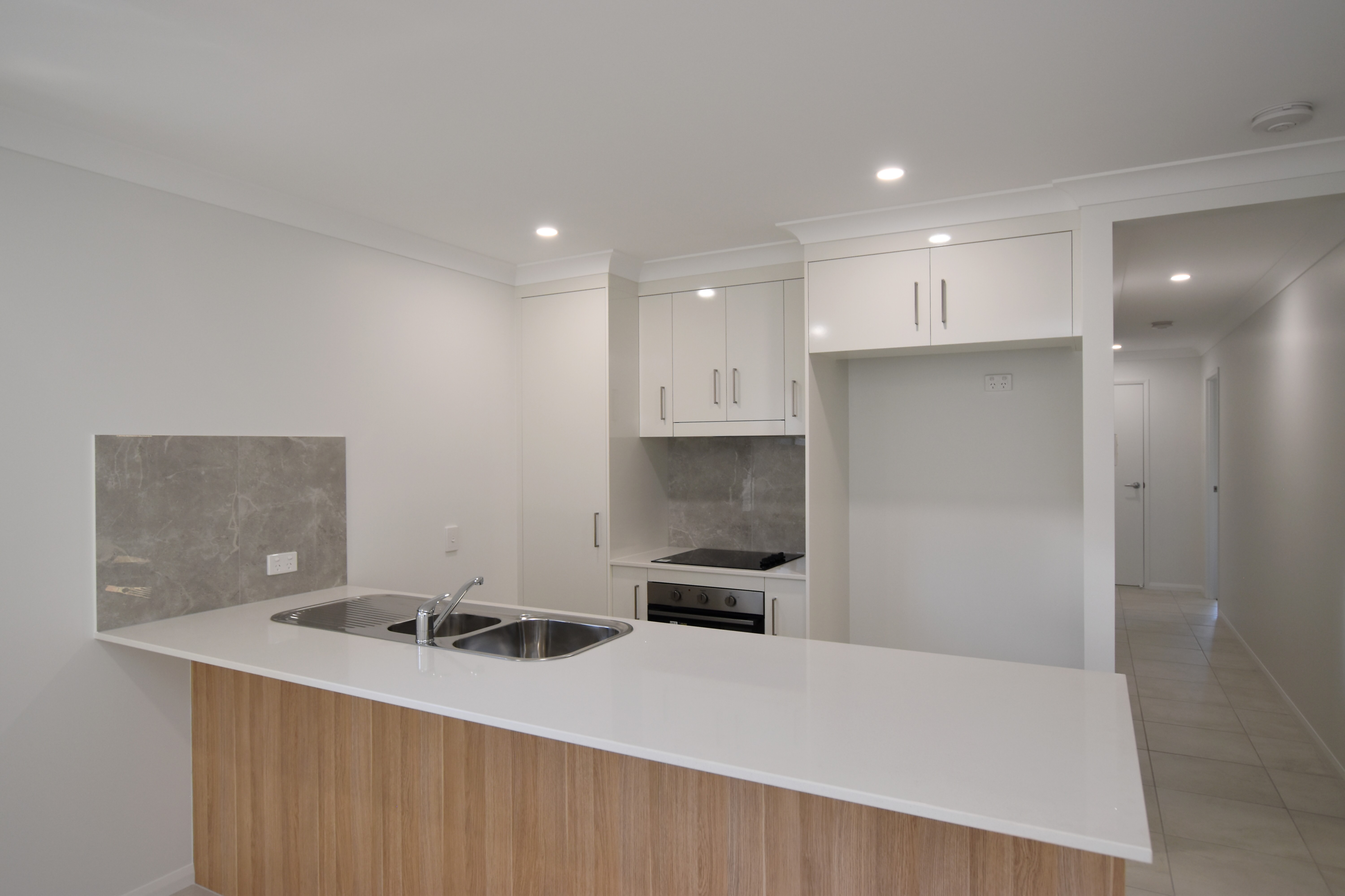 10 SPINDRIFT RD, CLINTON QLD 4680, 0 غرف, 0 حمامات, House