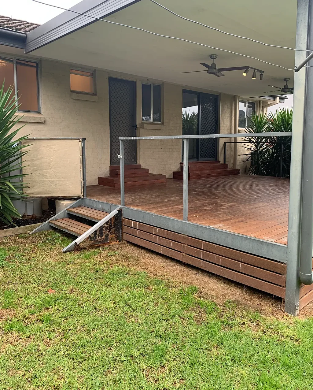 THREE BEDROOM HOME WITH FULLY ENCLOSED YARD