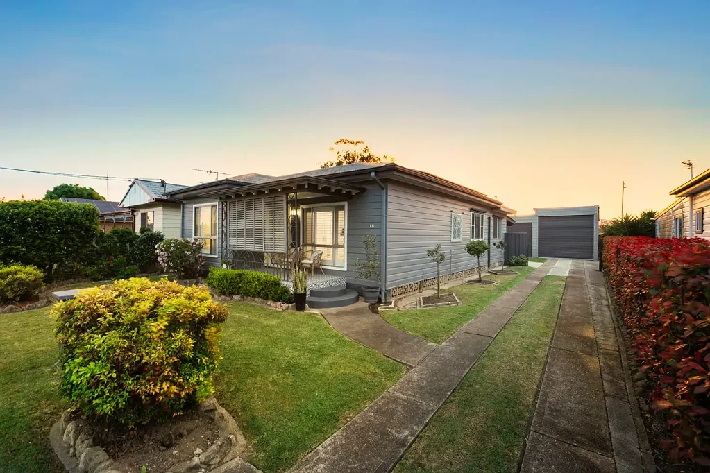 18 Barrett Avenue, Cessnock, NSW 2325