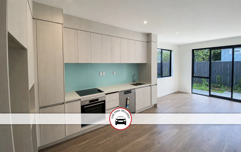 Te Atatu Peninsula, 2 Bedrooms