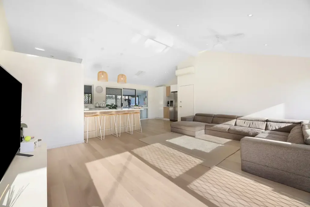 Miami 3 Slaapkamer Rare Miami Landholding | 610m² Block with Endless Potential