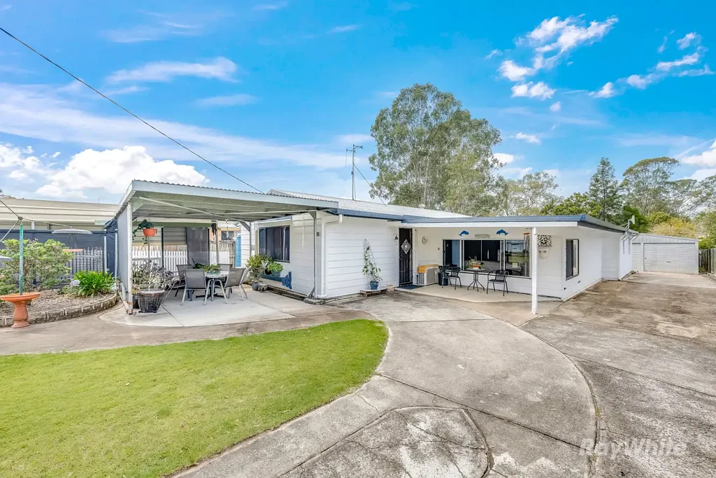 11 High School Road, Gin Gin, QLD 4671