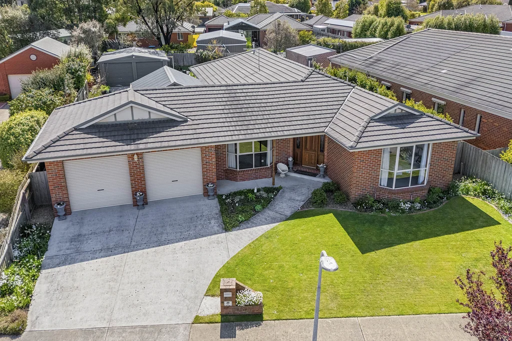 17 Harold Court, Alfredton, VIC 3350