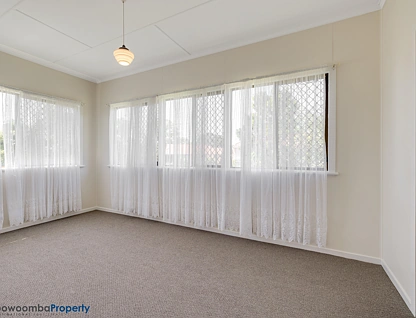 232 South Street, South Toowoomba, Toowoomba, 3 Schlafzimmer, 1 Badezimmer, House