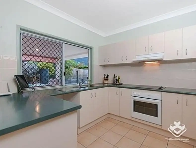 2 Russellia Street, Redlynch, QLD 4870, 4房, 2浴, House