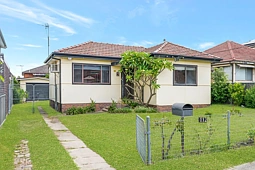 112 Arbutus Street, Canley Heights