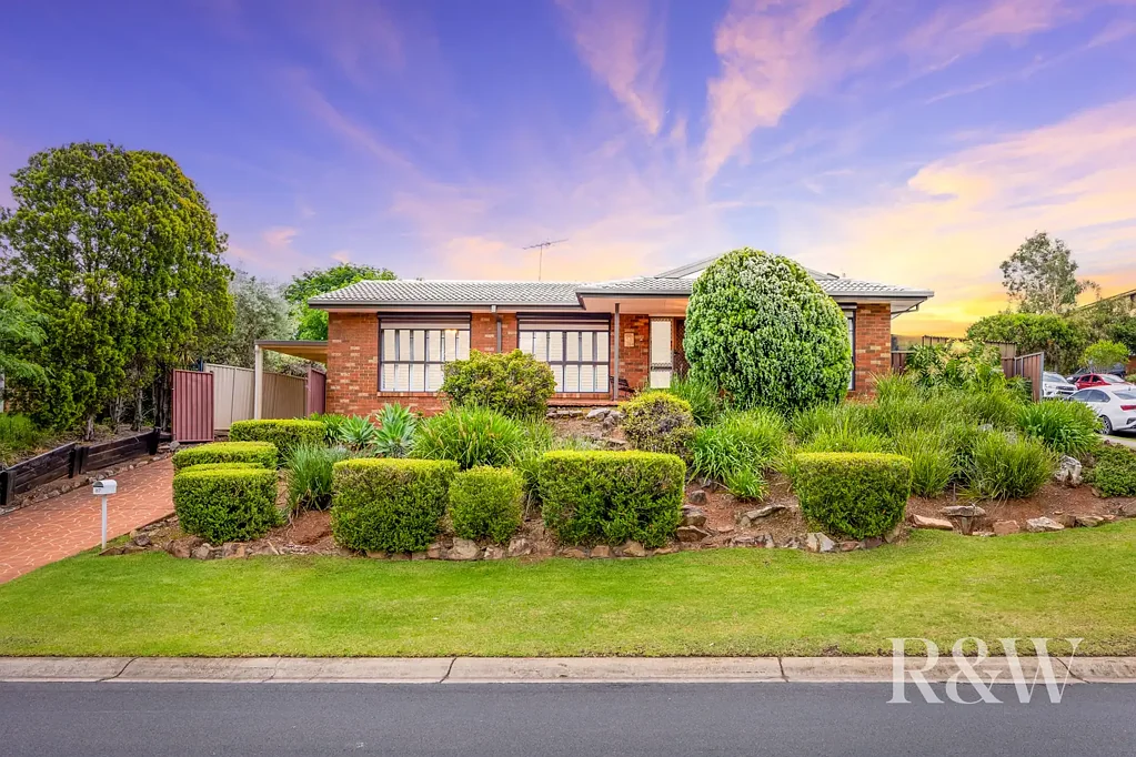 87 DONALBAIN CIRCUIT, Rosemeadow, NSW 2560