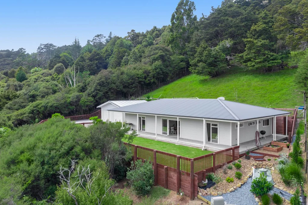 Puhoi 3침실 Your Private Oasis Awaits - Modern Family Home