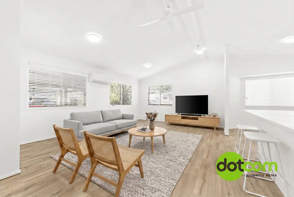 Doyalson North 2غرفة نوم Extra Large Fully Renovated Inside, Immaculate Home in Over 50’s Macquarie Shores Home Village