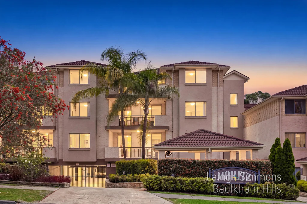 Baulkham Hills 2Kwarto Double Brick Unit with Open Plan Layout! Jasper Road Public School Catchment & Nearby Shops and Public Transport