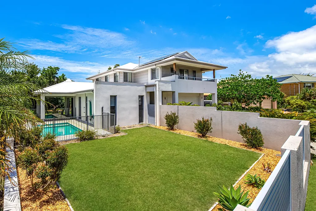 Coastal Family Living Just Moments from Marcoola Beach!!