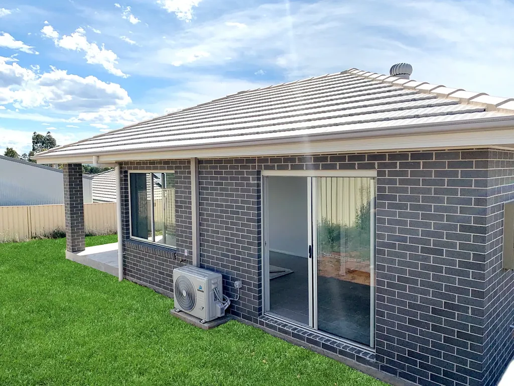 GRANNY FLAT - INCLUDES WATER