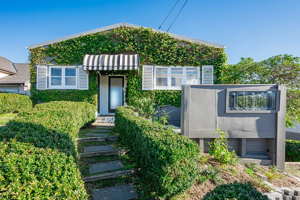 118 Seaview Road, Paraparaumu Beach, Kapiti Coast, Wellington