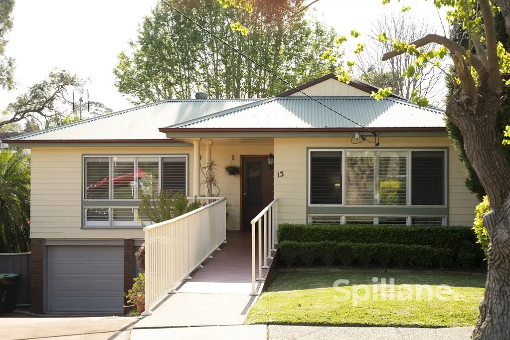 13 Dunlop Close, Rankin Park, NSW 2287