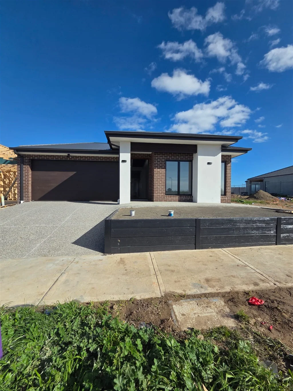 Clyde North 3 Slaapkamer "Stunning Family Home in Sought-After Clyde North Neighborhood - Your Dream House Awaits!"
