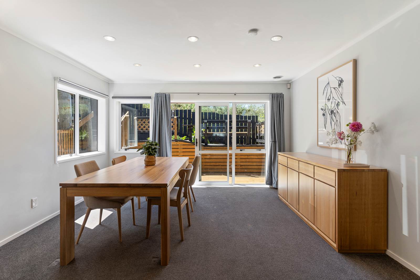 2/272 Glamorgan Drive, Northcross, Auckland - North Shore, 3 Bedrooms, 0 Bathrooms, House