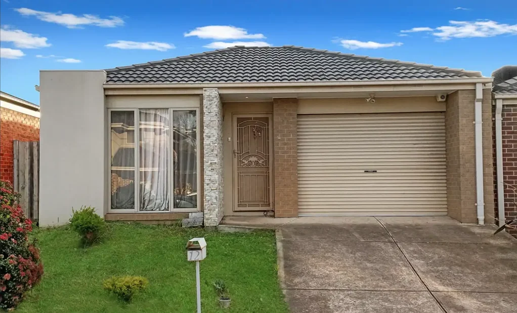 Modern 3 Bedroom Family Home in a Prime Laverton Location!!!