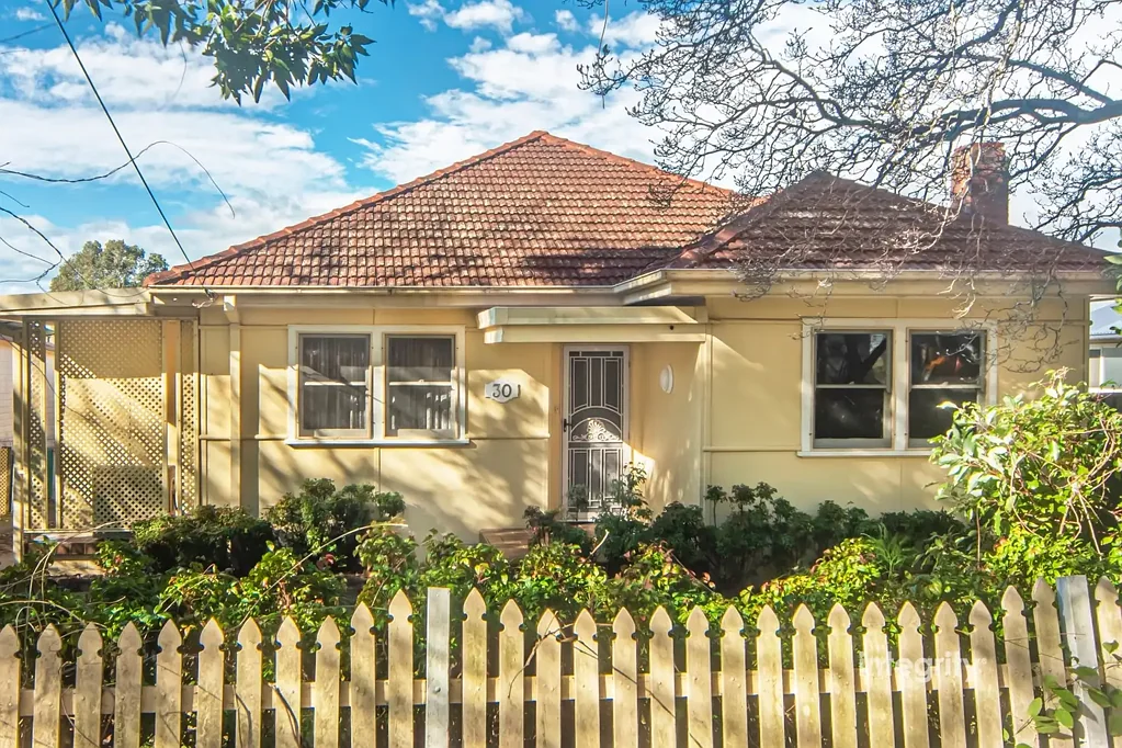 30 Shoalhaven Street, Nowra, NSW 2541
