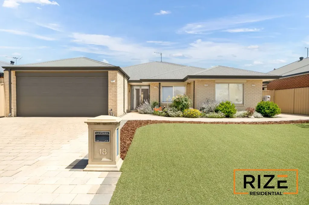 18 Phoenix Terrace, Hocking, WA 6065