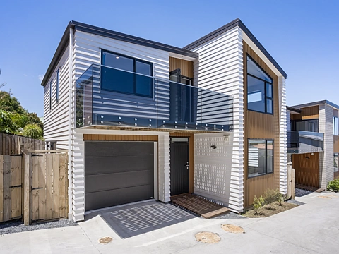 Onehunga 4房  FLAWLESS FREEHOLD FAMILY PACKAGE!