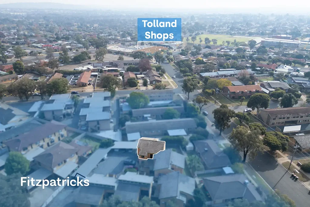 10/9 Henschke Avenue, Tolland, NSW 2650