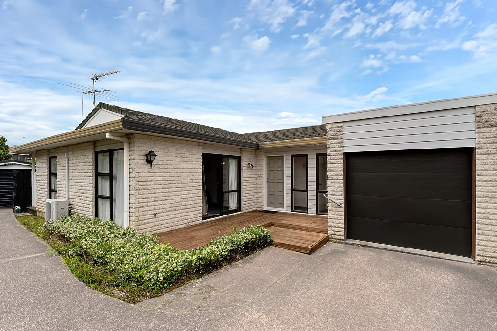 2/230 Bucklands Beach Road, Bucklands Beach, Manukau City, Auckland