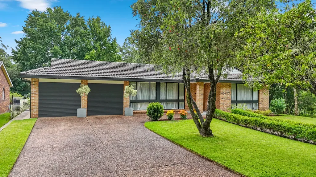 Ourimbah 3Zimmer Spacious Family Living on a Rare 1,234sqm Level Block
