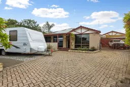 13 Gaze Court, Armadale