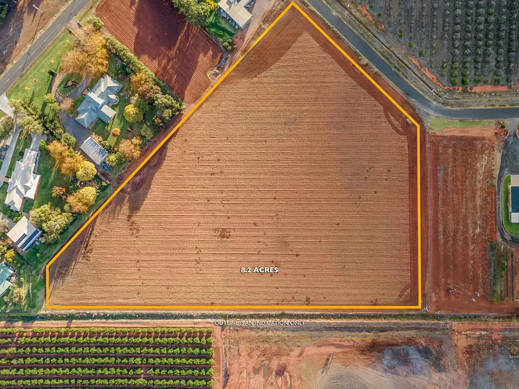 Griffith  Exclusive Acreage Jewel