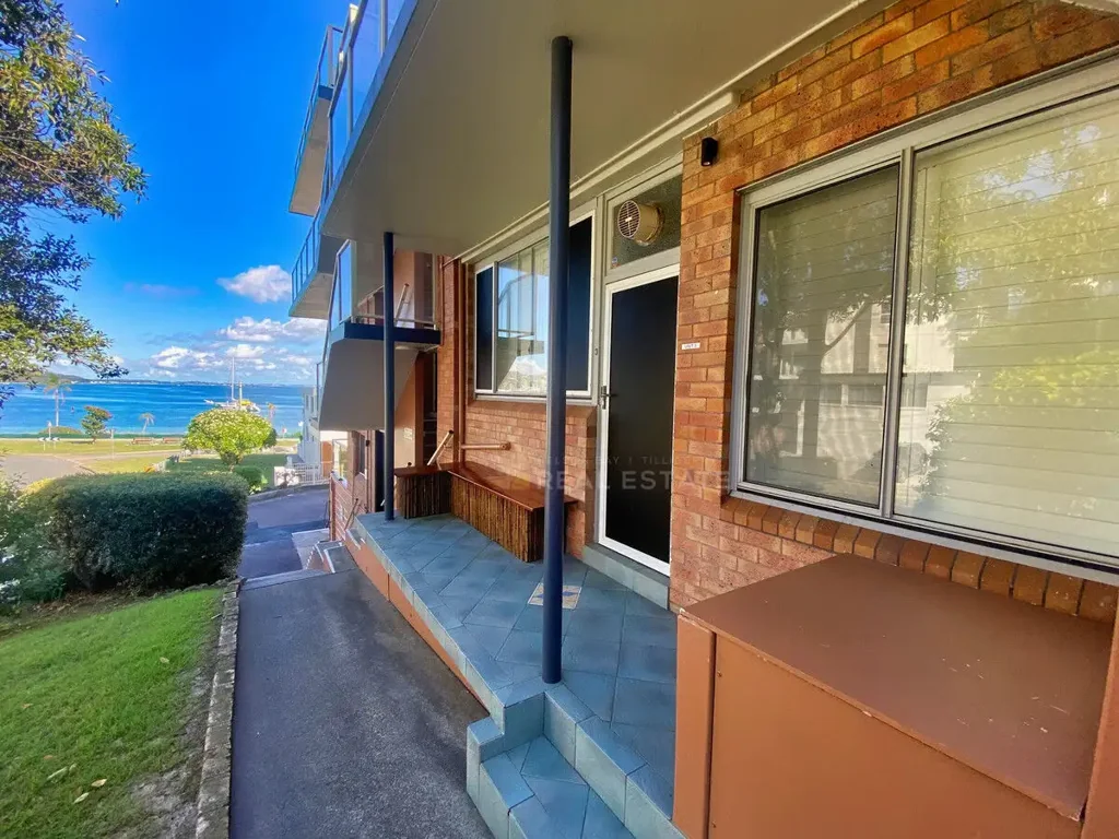 Furnished Beachside Unit - Water Included!