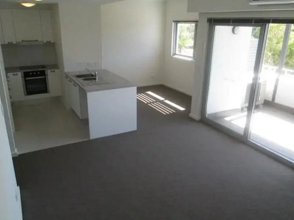 Modern 2-Bedroom Apartment in the Heart of Beckenham