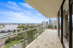 11D/33 Thornton Street, Surfers Paradise