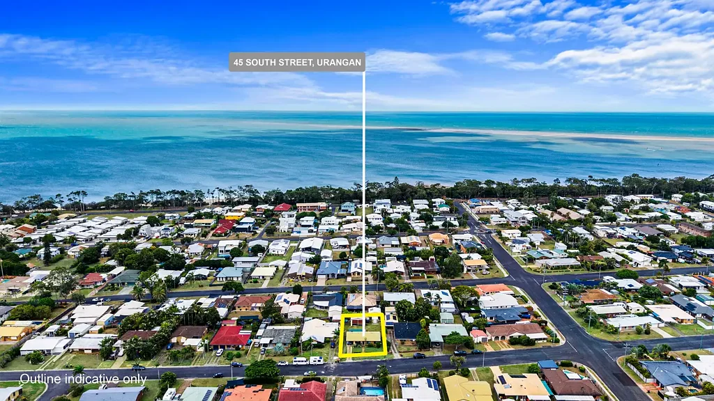 45 South Street, Urangan, QLD 4655