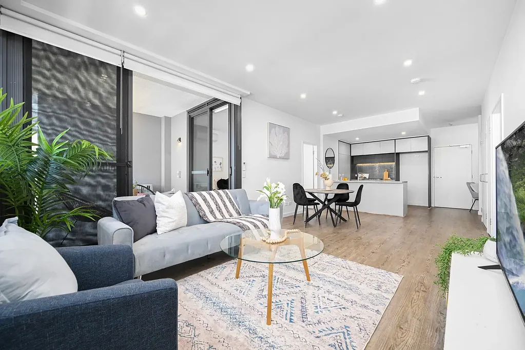 502/81B Lord Sheffield Circuit, Penrith, NSW 2750