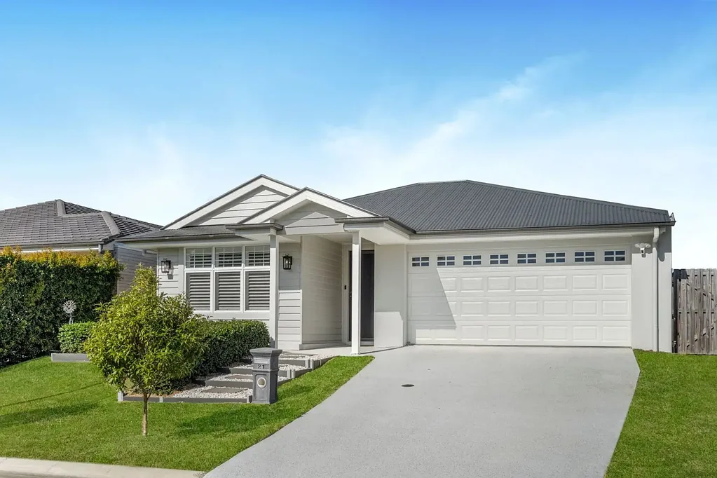 Logan Reserve 3બેડરૂમ Stylish, Spacious & Sophisticated – The Ultimate Family Entertainer
