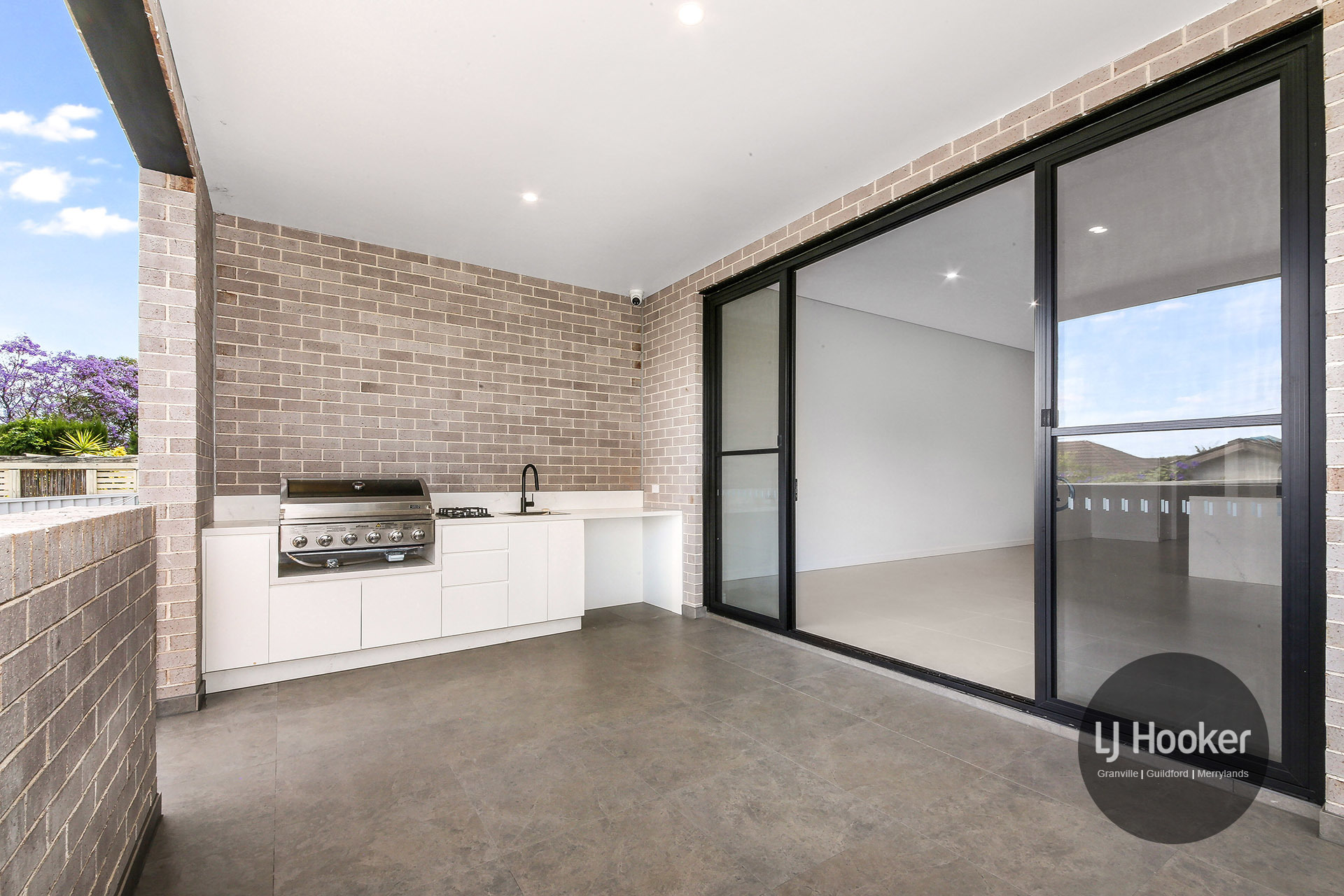 8C ROBERTSON ST, GUILDFORD WEST NSW 2161, 0部屋, 0バスルーム, House