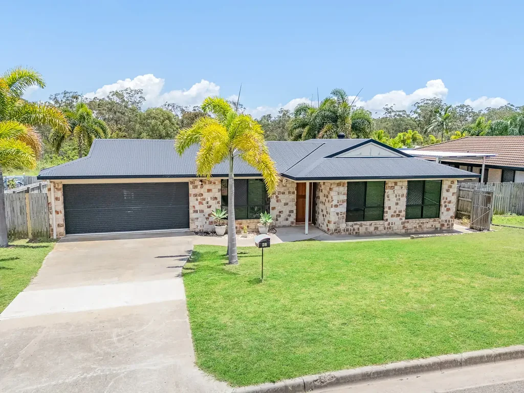 28 Col Brown Avenue, Clinton, QLD 4680