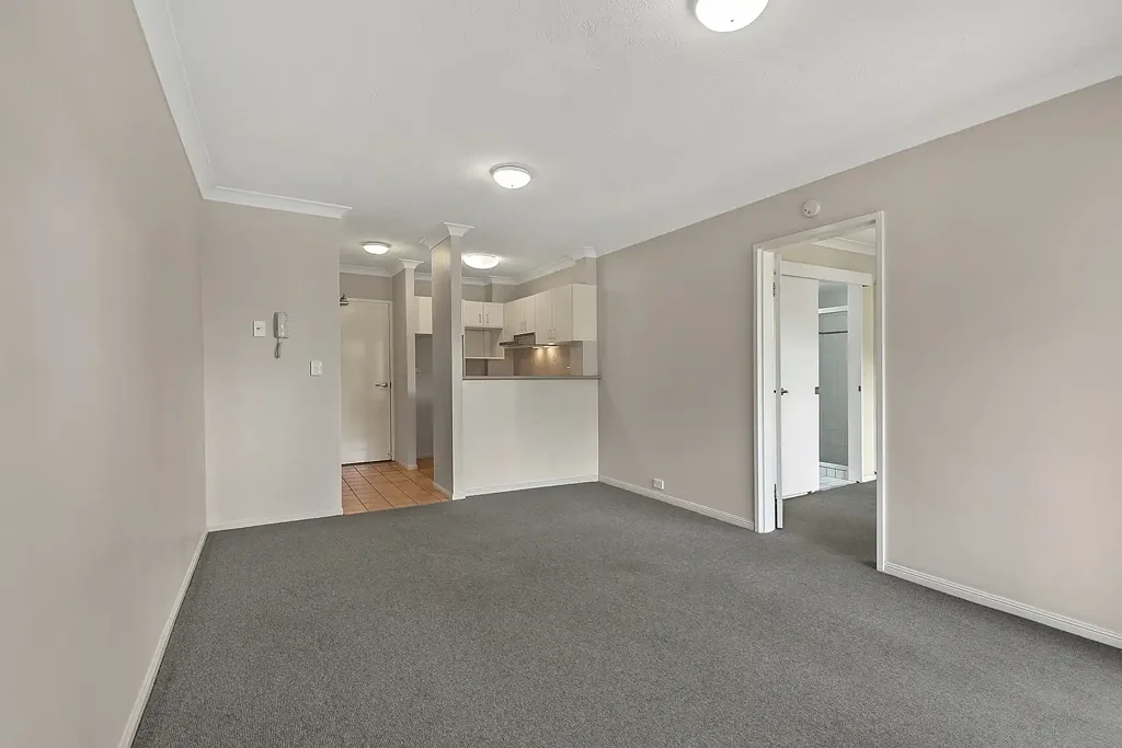 Low maintenance living at its finest!