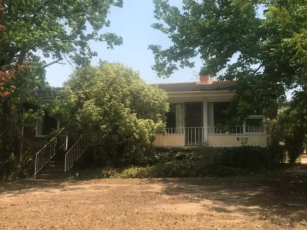 Quiet central location