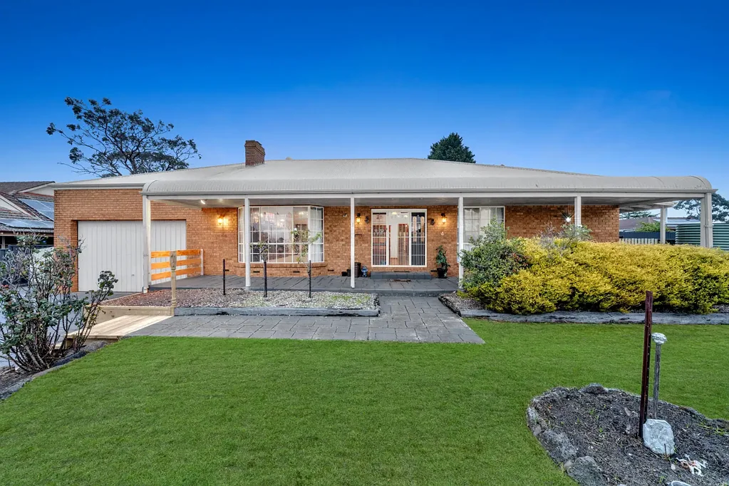 4 Coronet Court, Cranbourne, VIC 3977