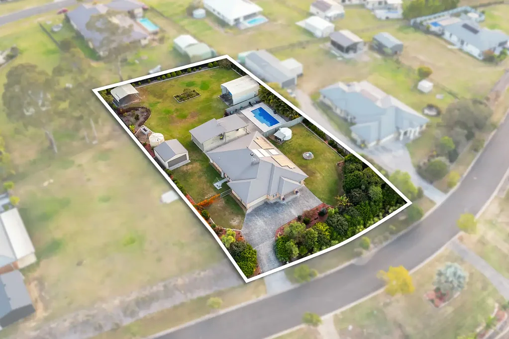 Riverbend 4房  The Best Home In Riverbend With All The Bells & Whistles