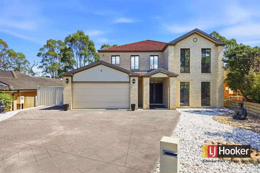 4 St Stephen Road, Blair Athol, NSW 2560