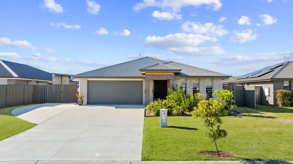 16 Oak Avenue, Grafton, NSW 2460