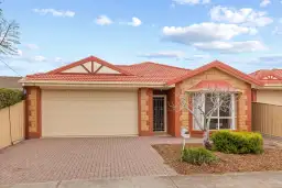 38 Gray Street, Plympton