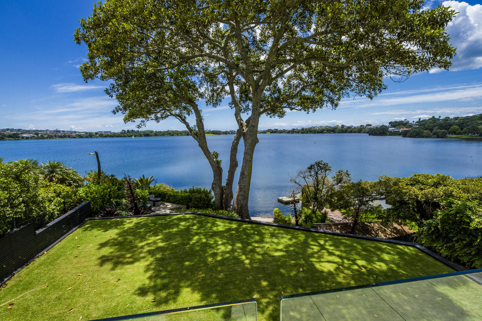 15 Lake View Road, Takapuna