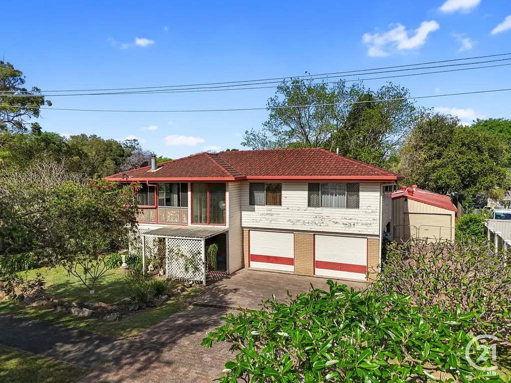 Redbank Plains 3Moenga Charming High-Set Home with Parkside Position
