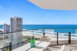 21B/1 Albert Avenue, Broadbeach